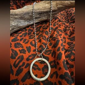 Exes & O’s necklace